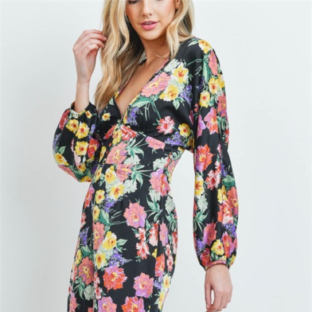 NWT Floral jumpsuit - Picture 7 of 7